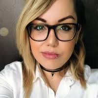 Rebecca Benitez's Instagram, Twitter & Facebook