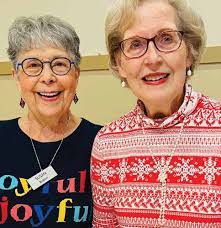 Elinor Hess's Instagram, Twitter & Facebook