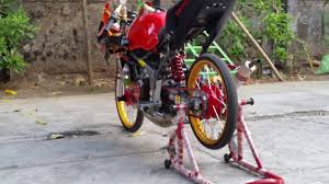 Salah satu alasan membeli ninja rr adalah memiliki mesin beringas yang mampu mengeluarkan tenaga dan torsi besar. Modifikasi Ninja Rr 150 Se Jari Jari Simple Youtube