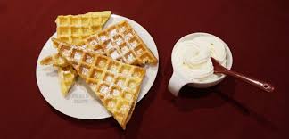 Gaufres Grand Mere Avec Ou Sans Chantilly Atelier De Brigitte Cuisine Recettes Partages Recette Gaufres Dessert