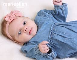 Beautiful capture of Shannon with baby daughter Aria and her cute brother  Cobie 🩷🩵