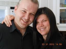 Natalie Perron's Instagram, Twitter & Facebook