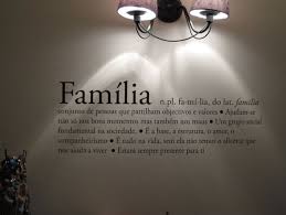Não escolhemos nossos parentes e nenhuma família é. Quotes De Familia En Espanol Quotesgram