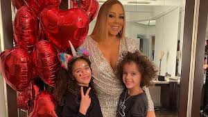 Auch heute nach 14 jahren noch!!! Susse Ostergrusse So Gross Sind Mariah Careys Kinder Schon Promiflash De