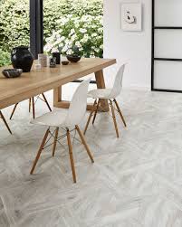 Designers Choice By Amtico Introducing 4 New Laying Patterns Luxury Vinyl Flooring Til Luxury Vinyl Tile Flooring Amtico Flooring Amtico Flooring Kitchen