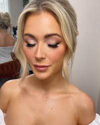 Dani Roberts Makeup