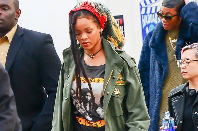 Rihanna Spotted on 'Ocean's Eight' Set: See Pics | Billboard