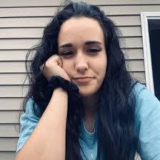 Chasity Falls's Instagram, Twitter & Facebook