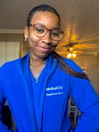 Hi! I will be starting an assignment at the end of the month in Sun City,  Arizona. I'm looking for a private space. Preferably an entire unit. 1  bed/1 bathroom. With washer/dryer