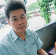 I have six iPods, but it's quite annoying when I pick one to use and it  mostly runs out of battery, so I decided to make my own iPod charger to keep