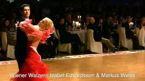 In der aktuellen staffel setzt sie aus, um genug zeit für die familie zu haben. Wiener Walzer Isabel Edvardsson Markus Weiss Euro Dance Festival 2009 Youtube