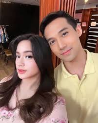 JILLIAN WARD AND XYRIEL MANABAT BEFORE AND AFTER Jillian Ward reunited and  posed for a photo with Xyriel Manabat during GMA's 75th anniversary  celebration