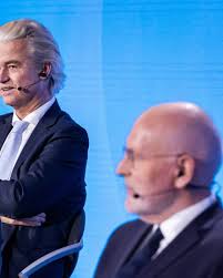 Gedetineerden én burgers stemmen in de gevangenis in Evertsoord: 'Ik wil  het potlood zelf vasthouden'