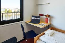 Deutschherrnufer 12 +49 69 610 01 50 more than a year ago. Jugendherberge Frankfurt Hostel Tagungsstatte