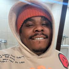 When she finally knows what she wants to eat 😊