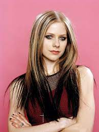 В начале июля аврил и фронтмен nickelback чад крюгер обменялись свадебными. Avril Lavigne Avrillavigne Blondebombshells Pop Canfem Hotincan Hotcelebs Avril Lavigne Photos Avril Lavigne Style Avril Lavigne