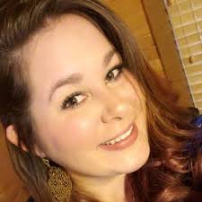 Elayne Hall's Instagram, Twitter & Facebook