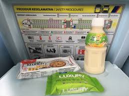 As a word of caution, you will see a lot of touristy stuff here. Catchingtravels Off The Beaten Path Phatthalung How To Travel By Ets And Srt To Hatyai And Phatthalung