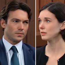 Behind The Scenes: Stars Share Snaps From The Week Ending In August 15