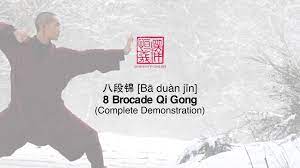 Shaolin monk 8 pieces of brocade (baduan jin). The Forms Shaolin Ba Duan Jin