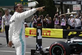 The finnish driver was the fastest throughout all three qualifying sessions and clocked in a 1 he was caught up in traffic during his final flying lap due to stoffel vandoorne slamming his car into the barriers. Hamilton Dedicates Monaco Gp Pole To Friend And Mentor Lauda