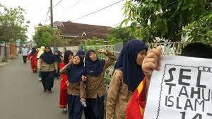 Savesave profil sd muhammadiyah 2 tarakan for later. Pelajar Sd Muhammadiyah 9 Turun Ke Jalan Himpun Dana Untuk Muslim Rohingya Banjarmasin Post