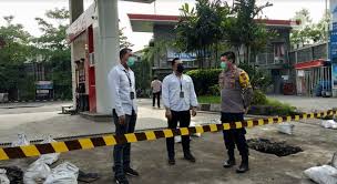 Tempat makan ini juga menyediakan 2 jenis lokasi, yakni indoor dan outdoor. Kebakaran Di Sekitar Spbu Margomulyo Terus Diselidiki Polisi Beritajatim Com