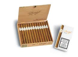 The davidoff cigarette brand has been owned by imperial brands after purchasing it in 2006. Zigarren Davidoff Classic No 2 Online Kaufen Duerninger De Durninger Online Shop