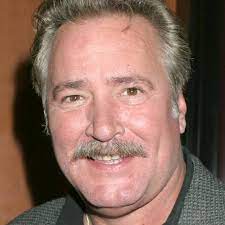 Continuing to work at a steady pace, in 1992 horsley began starring in body of evidence, playing lieutenant ben carroll and working with actors such as george clooney and kate mcneil. What Happened To Lee Horsley Steve Hoffman Music Forums