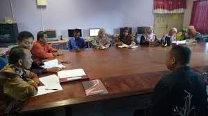 Langkawi permata kedah), is a district and an archipelago of 99 islands (plus five small islands visible only at low tide) in the malacca strait. Smk Tunku Putra Pejabat Pendidikan Daerah Langkawi