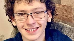 Shane Meeks's Instagram, Twitter & Facebook