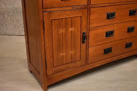Mission style furniture a traditional take on a long, mission style sofa table made out of natural oak wood with a light tint. Mission Style Arts Crafts Solid Quarter Sawn Oak Sideboard Buffet Crafters And Weavers