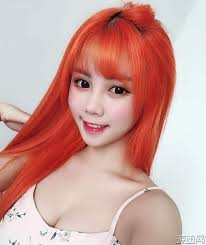 马来西亚橘发网红美少女May Ng 双峰傲人似迷你版娜美_新浪游戏_手机新浪网