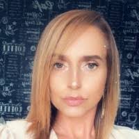 Alison Lockett's Instagram, Twitter & Facebook