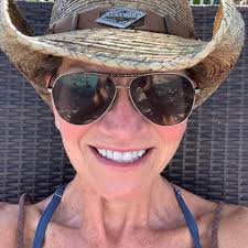 Notting Hill Decorative Hardware