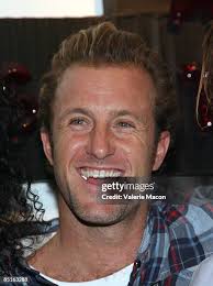 30 Steve Olson Art Show Debut Stock Photos, High-Res Pictures, and Images