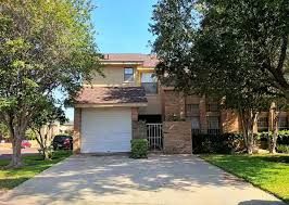 101 Martingale Apt 6 Laredo Tx 78041 Mls 20162371 Zillow Laredo Martingale House Plans