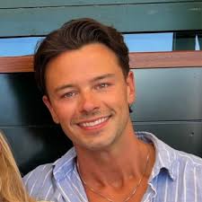 After almost 3 fantastic years at Michael Page in Melbourne, I have made  the big decision to return to my native North of Ireland.