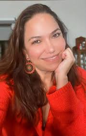 Conheça Sandra Teschner: a especialista em felicidade