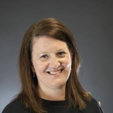 Karen Moroz's Instagram, Twitter & Facebook