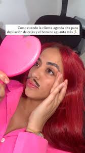 Casi me da golpes esa clienta 🤣🏃‍♀️ en vez de aprovechar el viaje  🤣🤣🤣🤣💆🏽‍♀️😝, ., ., #humor #chistes #depilaciondecejas #rosadlash💎💗