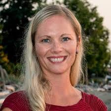 Kim Storey's Instagram, Twitter & Facebook