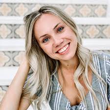 Emily Ingle's Instagram, Twitter & Facebook