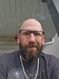 Hello, I am widow . New here. Looking for a serious relationship. From  wherever you come. Poor or rich. Give me a hello. Thank you. 💕 Video Adult 