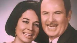 Falleció la cantante Flor Silvestre - Meridiano Regional