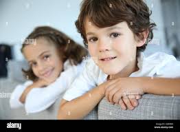 Twin brother sister Banque de photographies et d'images à haute résolution 