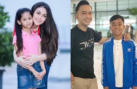 Ia merupakan aktris dan model berkebangsaan indonesia. 5 Anak Angkat Seleb Indonesia Yang Punya Paras Manis Dan Mempesona Cocok Jadi Seleb Juga Semua Halaman Cewekbanget