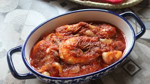 Hi semua, hari ini sis nak kongsikan resipi sambal udang yang paling senang dan sedap buat anda semua. Sambal Tumis Udang Yang Sedap Azie Kitchen
