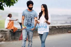 Kabir Singh Photos Poster Images Photos Wallpapers Hd Images Pictures Bollywood Hungama Searches related to hero heroine real life. kabir singh photos poster images