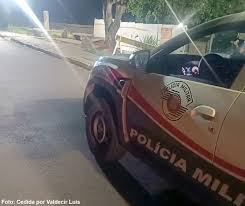 Homem morre após ser agredido com violência em praça de Bastos